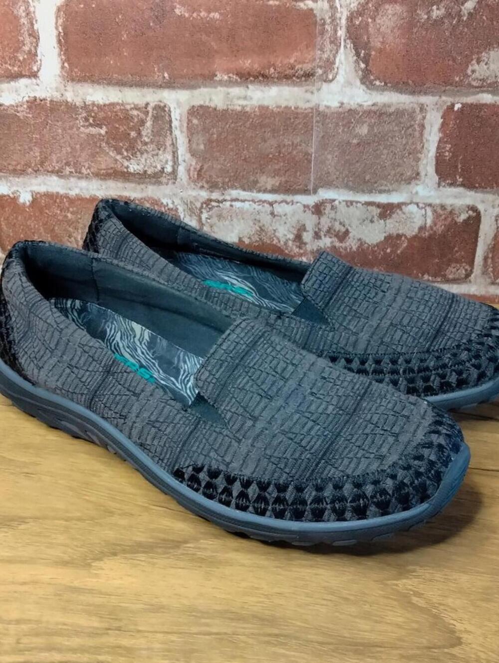 Skechers Loafers Womens Size 6 Relaxed RF Air Cooled Comfort Slip On Memory Foam
